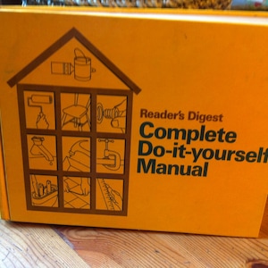 1973 reader&#39;s digest Complete Do it yourself manual hardcover DIY the best for fixin all