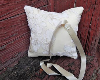 Ivory Taffeta Ring Bearer Pillow