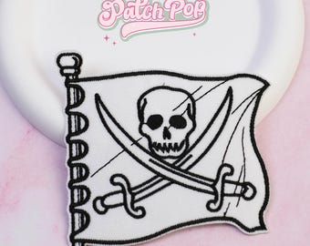 Écusson brodé drapeau pirate à repasser - Écusson pirate tête de mort et épées croisées pour sac à chapeau veste en jean