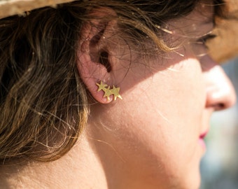 Dainty gold star ear climber Minimalist earrings Celestrial jewelry Gift for her