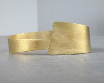 Gold band bangle bracelet Minimalist bracelet Open bangle bracelet, Thick bangle, Wide band bracelet, Gift for her