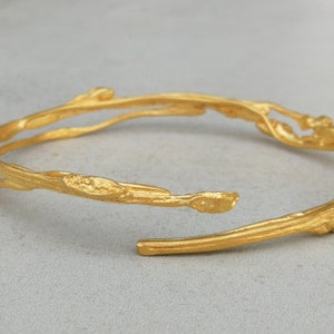 Gold twig bangle branch bracelet Botanical jewelry Woodland bangle Nature inspired jewelry Gold twig bracelet Gift for her
