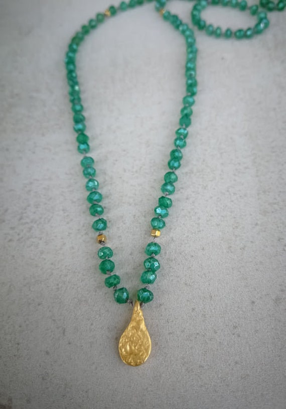 Hand Knotted Necklace With Green Onyx 