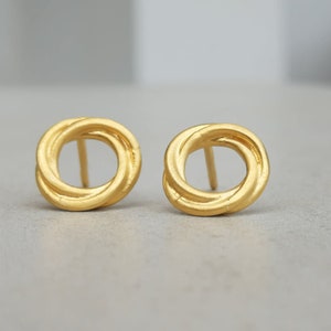 Interlocking earrings Knot earrings Gold stud Earrings Geometric Earrings Gold circle earrings