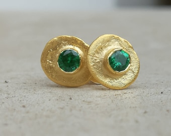 Vintage style gold earrings with tiny green emerald 14K Gold earrings Yellow gold  Gold dainty earrings Gold stud earrings Everyday earrings