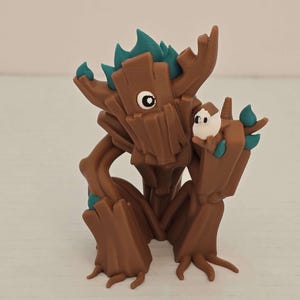 Gentle Treant – 3D Printed DnD Miniature | Large Forest Guardian | TTRPG Terrain Creature | Fantasy Woodland Tabletop Figure