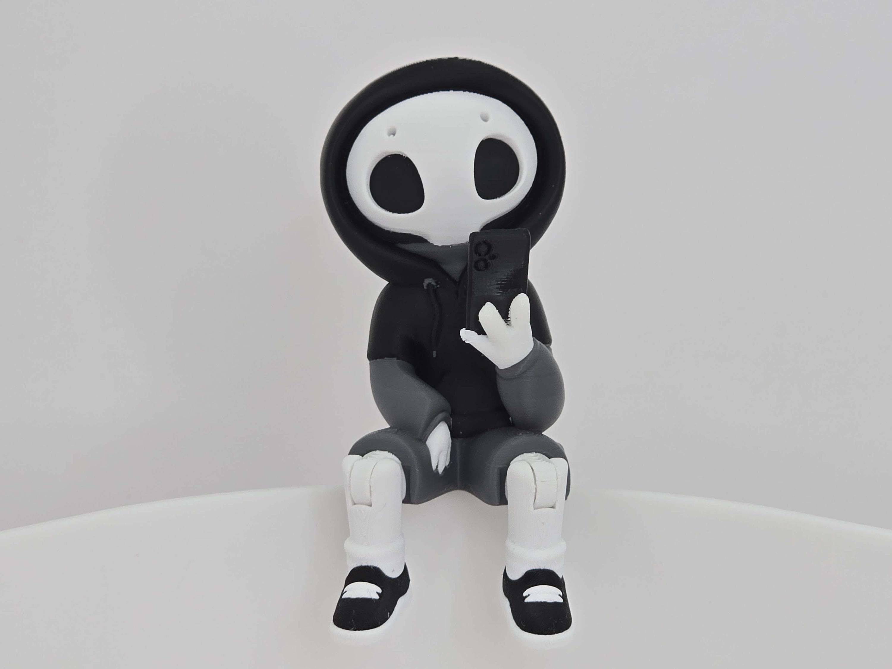 3D Printed Hoodie Ghost Art Toy: Poseable Desk Buddy by SuperPrints3D
