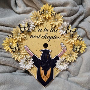Paper Flower Grad Cap Topper: Class of 2025 Graduation Design