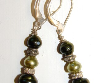 Green Pearl & Bali Bead Drop Earrings (no.145)