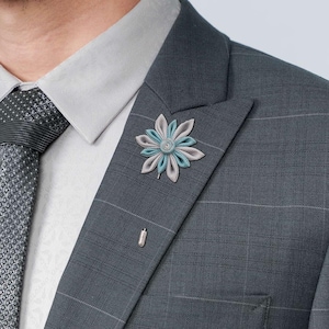 LIGHT STAR Lapel Pin, Wedding Boutonniere for Groom, Suit Flower Brooch, Kanzashi-Inspired Fabric Pin, Groomsmen Accessory, Handmade Gift