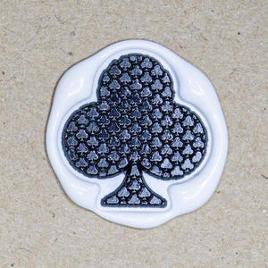 Mini sello de lacre de trébol en trébol: diseño de palo de golf en el interior / Crabsupply™