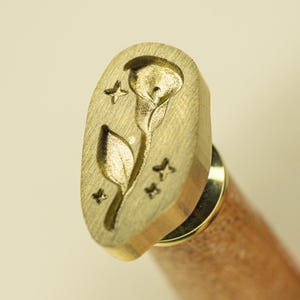 Sello de cera de una sola flor de cala irregular: elegante diseño floral minimalista / Crabsupply™