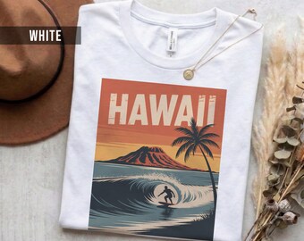 Camiseta retro hawaiana: algodón suave, diseño de puesta de sol cálida.