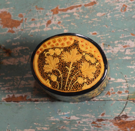 Mini Hand Painted Box With Leaf Pattern - image 2