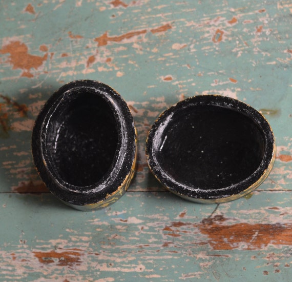 Mini Hand Painted Box With Leaf Pattern - image 4