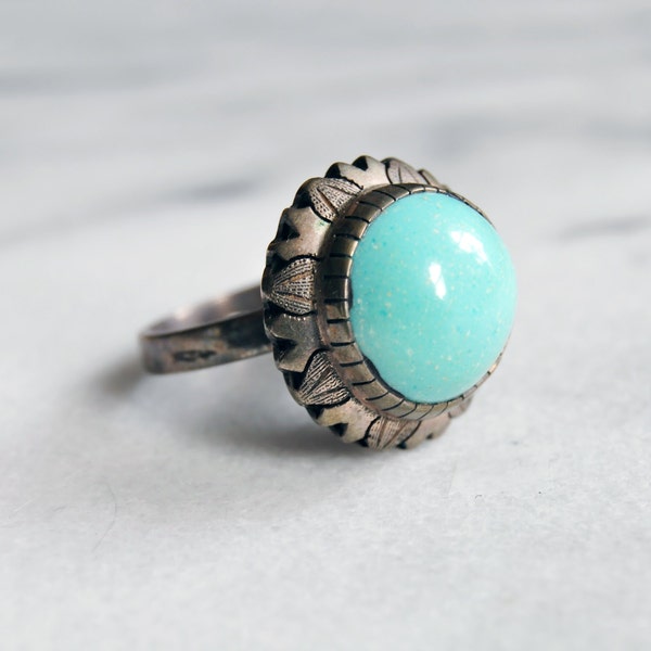 Ladies Vintage Sterling Silver Turquoise Ring (Size 8)