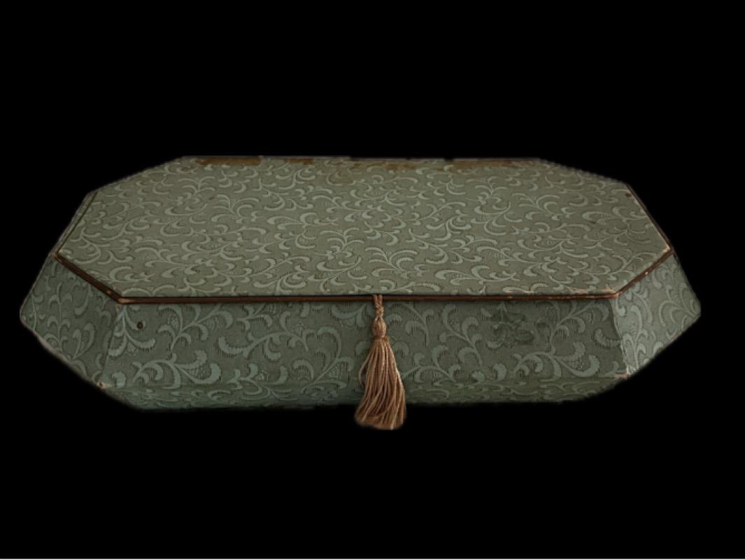 イギリスアンティーク　Chocolate box レースセット イギリスアンティーク Chocolate box レースセット 1920s chocolate