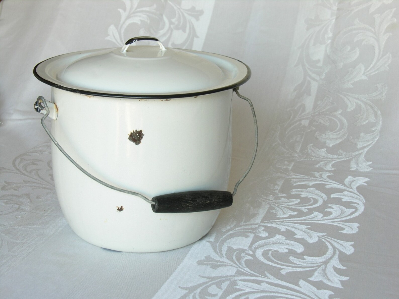 White Enamelware Chamber Pot Bucket Lid Wooden Handle Enamel Etsy