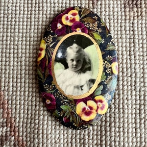 Celluloid Mirror Baby Wreathed in Pansies Vintage Mourning Photo image 3