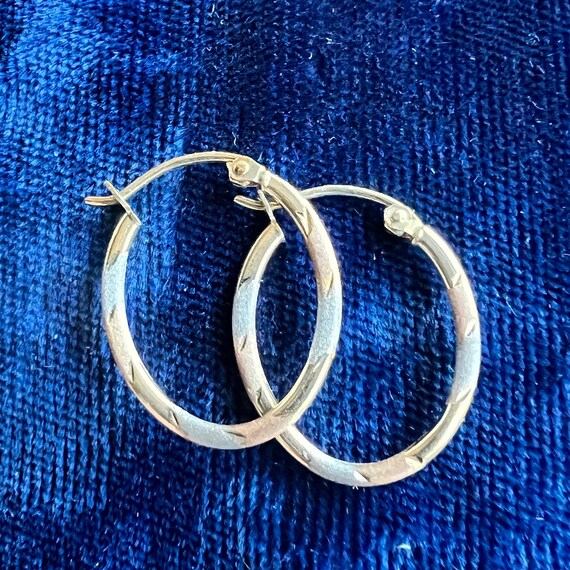 10K Gold Hoop Earrings Tricolor Oval Hoops - image 1