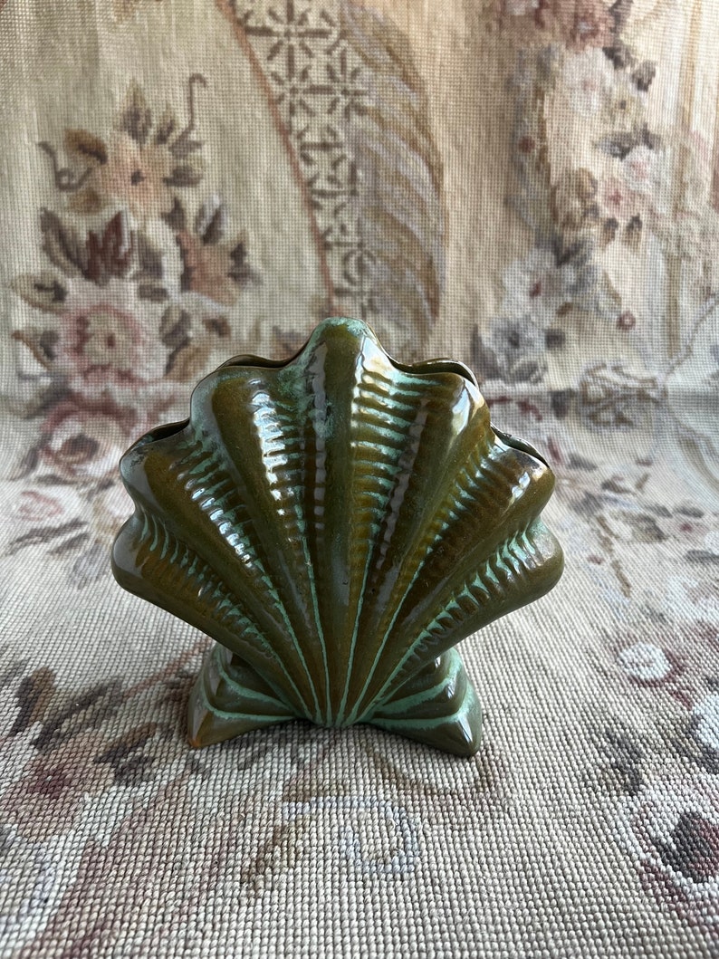 Vintage Frankoma Plainsman Prairie Green Clam Shell Vase image 5