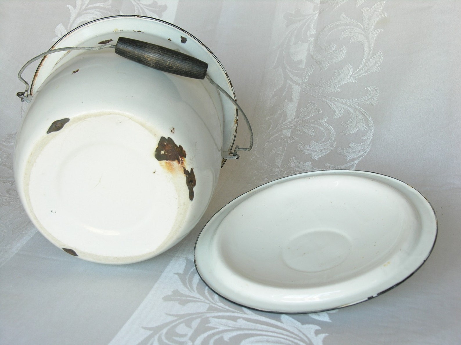 White Enamelware Chamber Pot Bucket Lid Wooden Handle Enamel Etsy