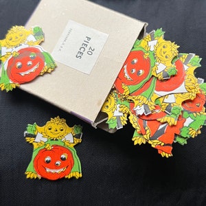 Halloween Jack O’Lantern Scarecrows Vintage Stickers Original Box SEVENTEEN Gummed Seals Pumpkin Heads
