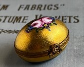 Limoges Golden Egg Small Gold Encrusted Floral Classic Box
