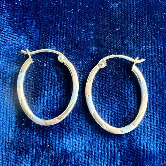 10K Gold Hoop Earrings Tricolor Oval Hoops - image 2