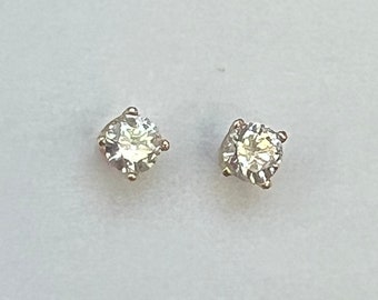 1/3 Carat Diamond Earrings .33 Carat TW Vintage 14k Gold Settings