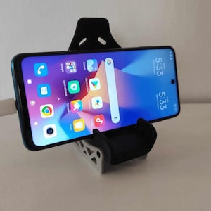 Telefonständer im Racing-Seat-Stil