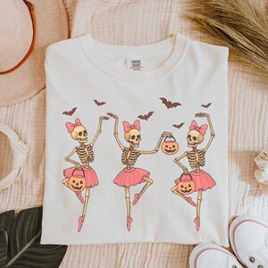 Comfort Colors® Dancing Skeleton Shirt, Halloween Shirt, Pumpkin Shirt, Retro Halloween Shirt, Skeleton Shirt, Halloween Gift