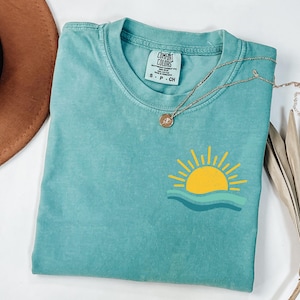 Camisa de verano Comfort Colors®, camisas playeras, camisetas bonitas, camisetas para mujer, camisetas de vacaciones, ropa bonita de verano, camisetas de vacaciones, regalos para niñas
