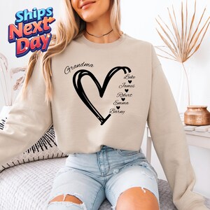 Custom Mama Sweatshirt, Personalized Grandma Sweatshirt, Shirt with Kids Names, Gift for Mom, Custom Grandma Hoodie, Mother&#39;s Day Gift