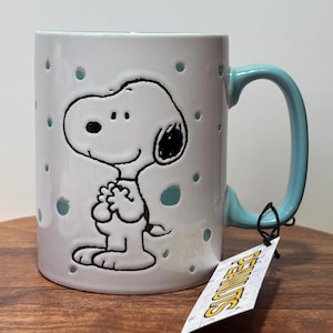 Peanuts Gibson Homewares Snoopy Dotted Ceramic Stoneware Coffee Tea Mug Gift