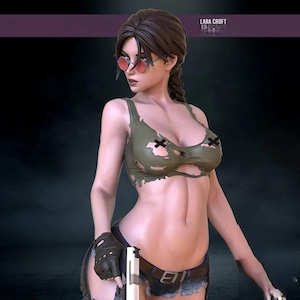 Lara Croft NSFW - Tomb Raider  - 25 cm figure/Statue ,Sla/3D Printed ,Painted