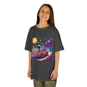 Camiseta infantil de aventura cósmica, divertida, con gráfico espacial colorido, regalo de cumpleaños, diseño de astronauta, unisex.