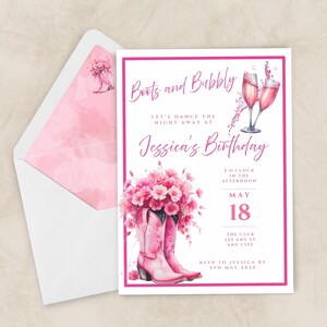 Può includere: Invito rosa con un designo floreale rosa e stivali da cowboy. Il testo recita "Boots and Bubbly Let's Dance the Night Away at Jessica's Birthday 5 o'clock in the afternoon May 18 The Club 123 Any St Any City RSVP to Jessica by 5th May 2025"