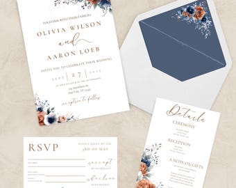 Op de afbeelding: Trouwkaartenset met bloemaccenten in marineblauw, roest en blush. De uitnodiging bevat de namen Olivia Wilson en Aaron Loeb, met details voor de ceremonie en receptie. Een RSVP-kaart en envelop zijn ook inbegrepen.
