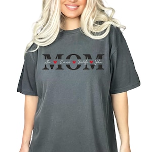 Camiseta personalizada para mamá Comfort Colors®, regalo personalizado para mamá, regalo para el Día de la Madre, camiseta con nombre personalizado, camiseta con nombre para mamá infantil