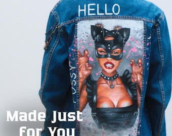 Regalo artístico único: chaqueta vaquera pintada a mano, chaqueta vaquera única para mujer, prenda de abrigo personalizable.