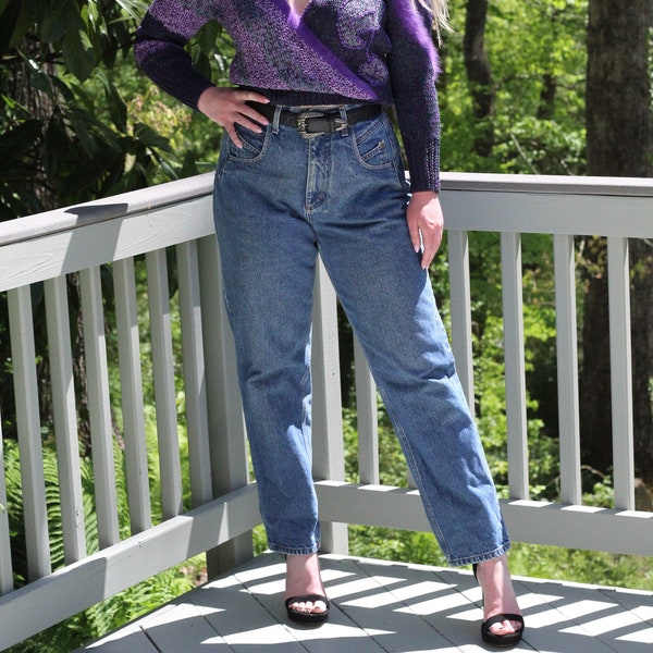 90s medium stonewash high waist tapered mom jeans with yoke 28 inch waist Barb Holland Yoked Jeans 90s  Denim 90s Clothing 90s Aesthetic