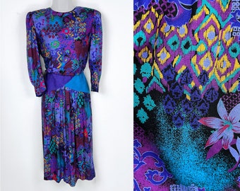 80s vintage purple and blue floral print dress with microsuede waist yoke Size 10 Small 80s Wiggle Dress 80s Fashion 80s Vintage Dress 1980s