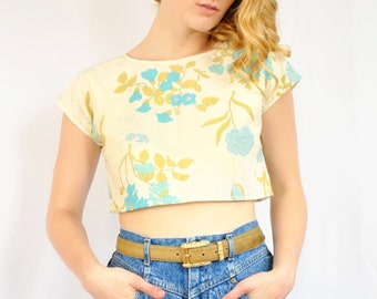Retro floral cap sleeve crop top, UPCYCLED, Medium, Sustainable Fashion, 60s Florals, Summer Crop Top, Festival Top, Boho Top, 90s Aesthetic
