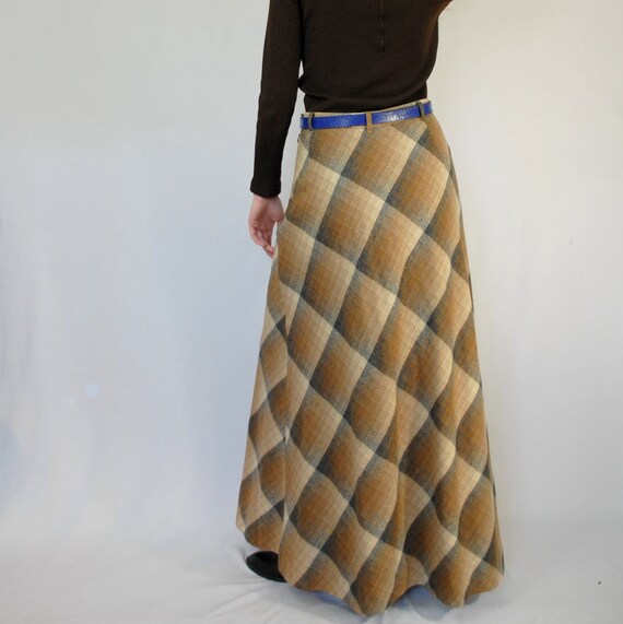 70s VINTAGE WOOL plaid A line maxi skirt, 29 inch… - image 7