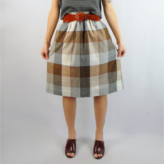 80s box plaid wool knee length skirt with slant p… - image 3