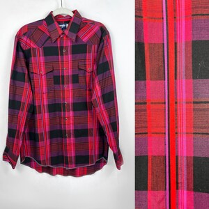 90s vintage magenta hot pink and black plaid long sleeve western snap shirt Wrangler Country Western shirt Rodeo Cowboy Unisex Plaid Shirt