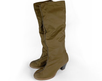 70s vintage taupe tan faux shearling lined winter boots with heel 1980s Weather Resistant 1970s Snow Boots Size 5.5 Size 6 Tall Winter Boots