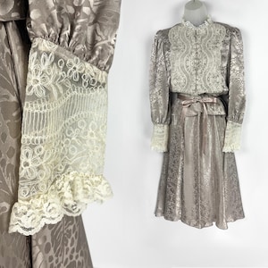 80s vintage pinkish beige jacquard satin with cream lace blouse and skirt set Medium Lace Skirt Suit Dress for Wedding Guest Mother of Bride