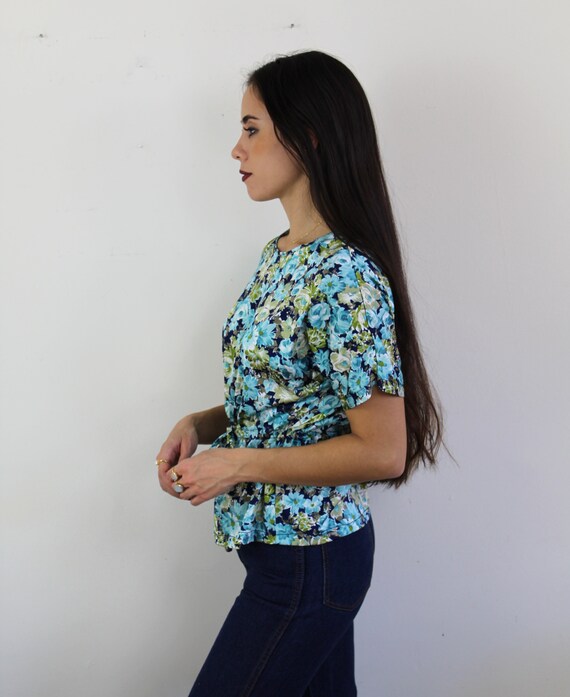 70s blue and green floral peplum top with drawstr… - image 9